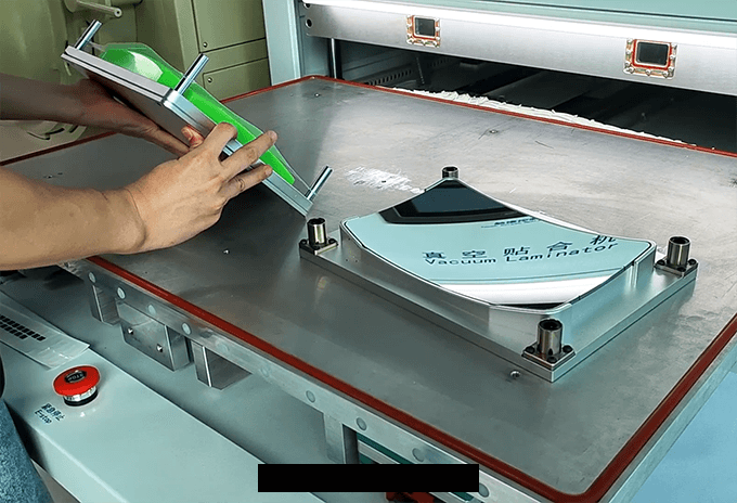 關(guān)于3D曲(qū)面(miàn)屏貼合方案(àn)實(shí)例